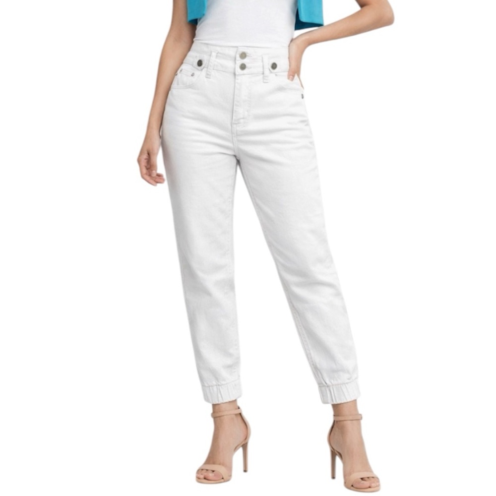 OAK & POPPY Women White Denim Jeans
Size 4 Double buttons Closure with Zip